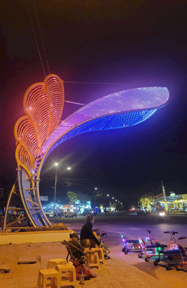 CÔNG TRÌNH LED ĐÔ THỊ