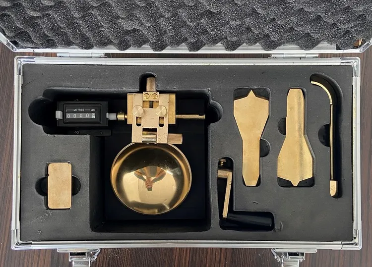 Khám Phá https//iwin.gold/ – Thiên Đường Giải Trí